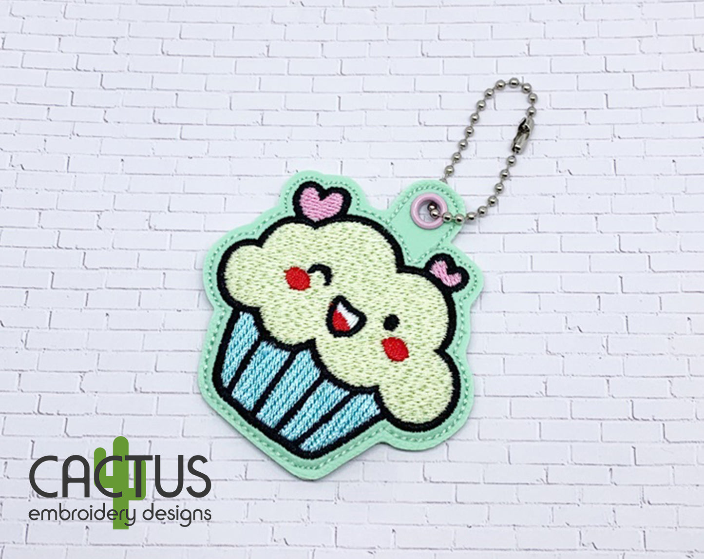Cupcake Eyelet Fob, Snap Tab & Feltie