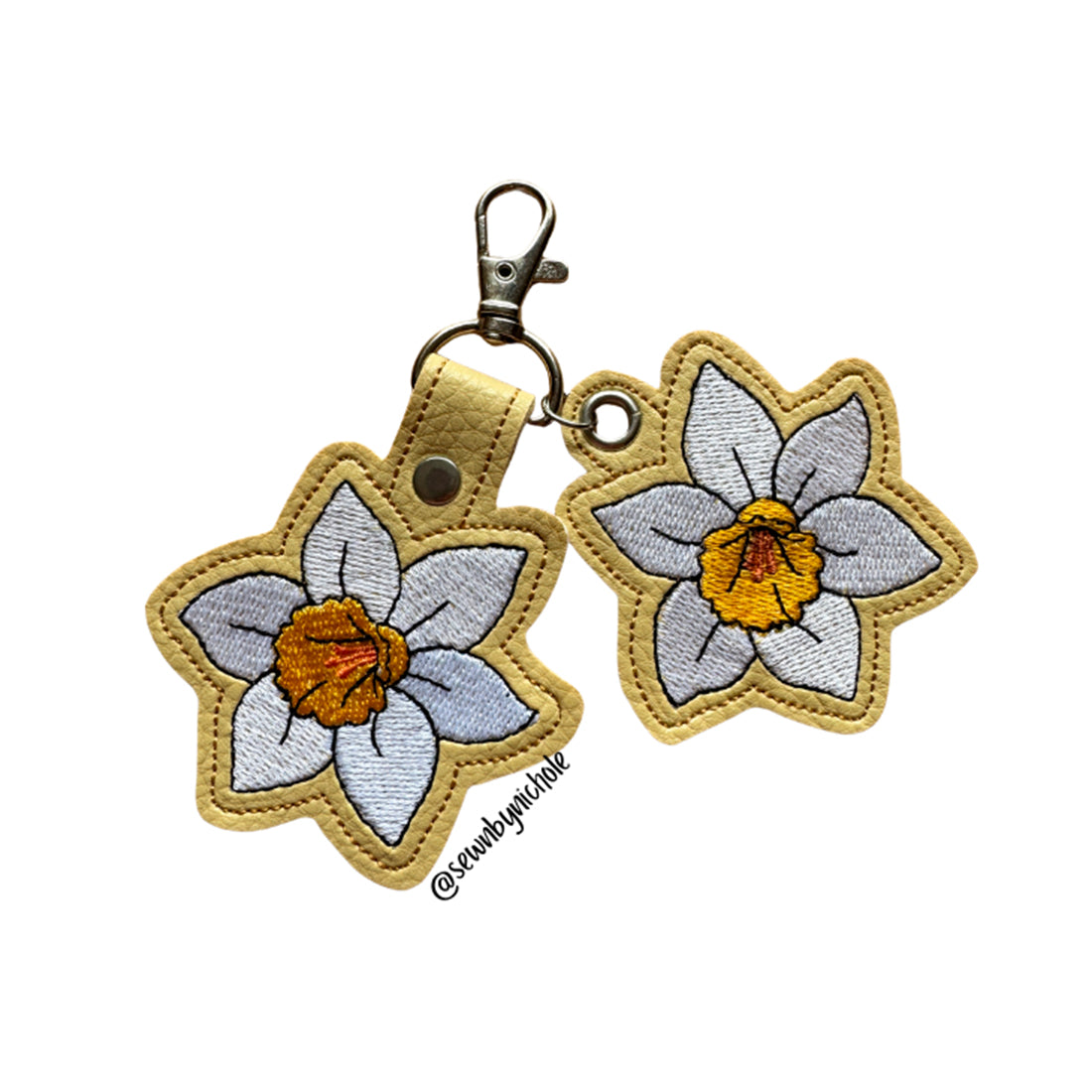 Daffodil Snap Tab & Eyelet Fob