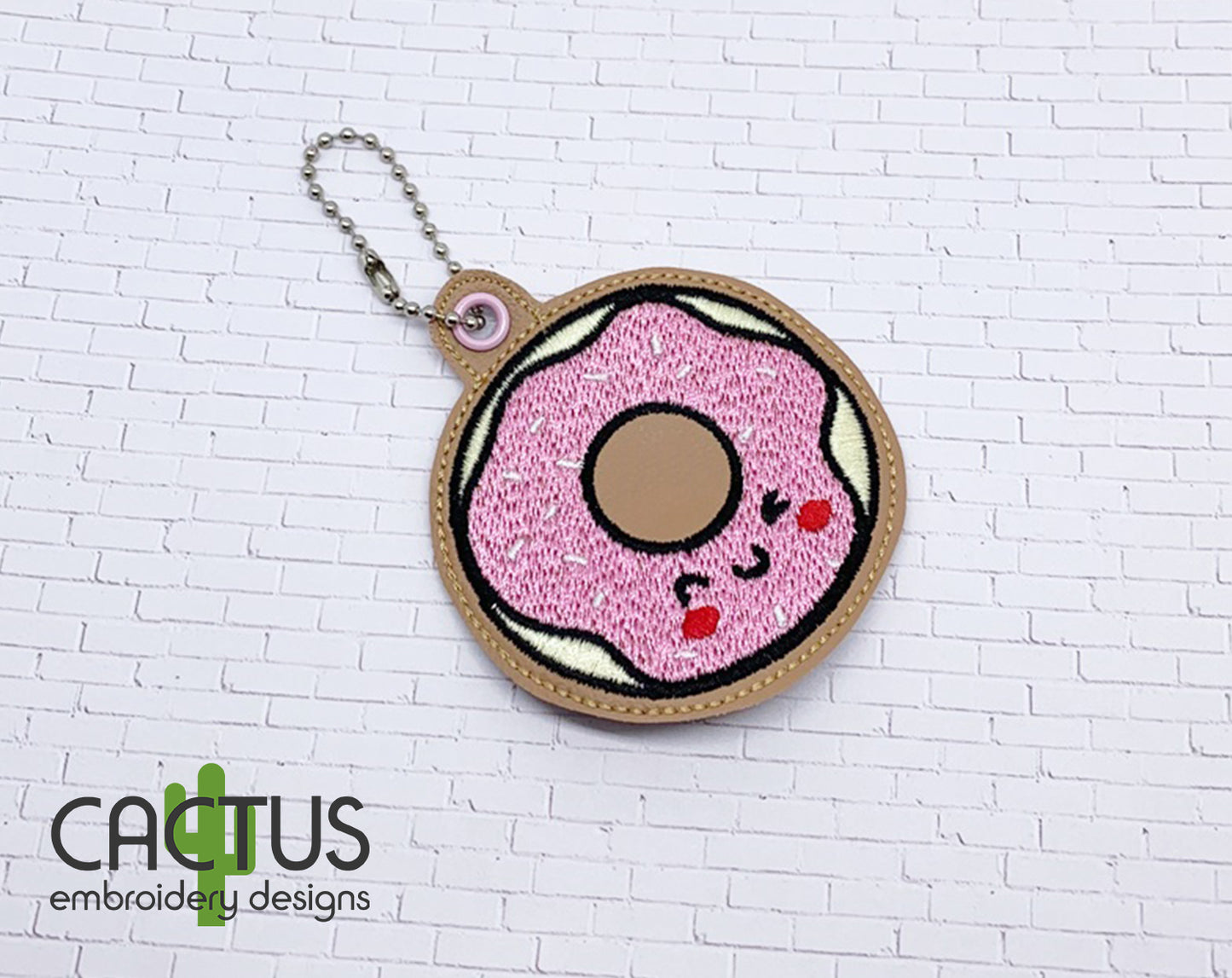 Donut Eyelet Fob, Snap Tab & Feltie