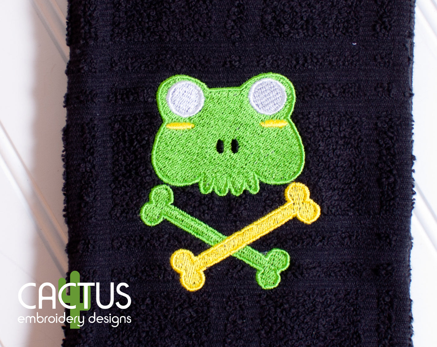 Froge Сrossbone Patch Embroidery Design