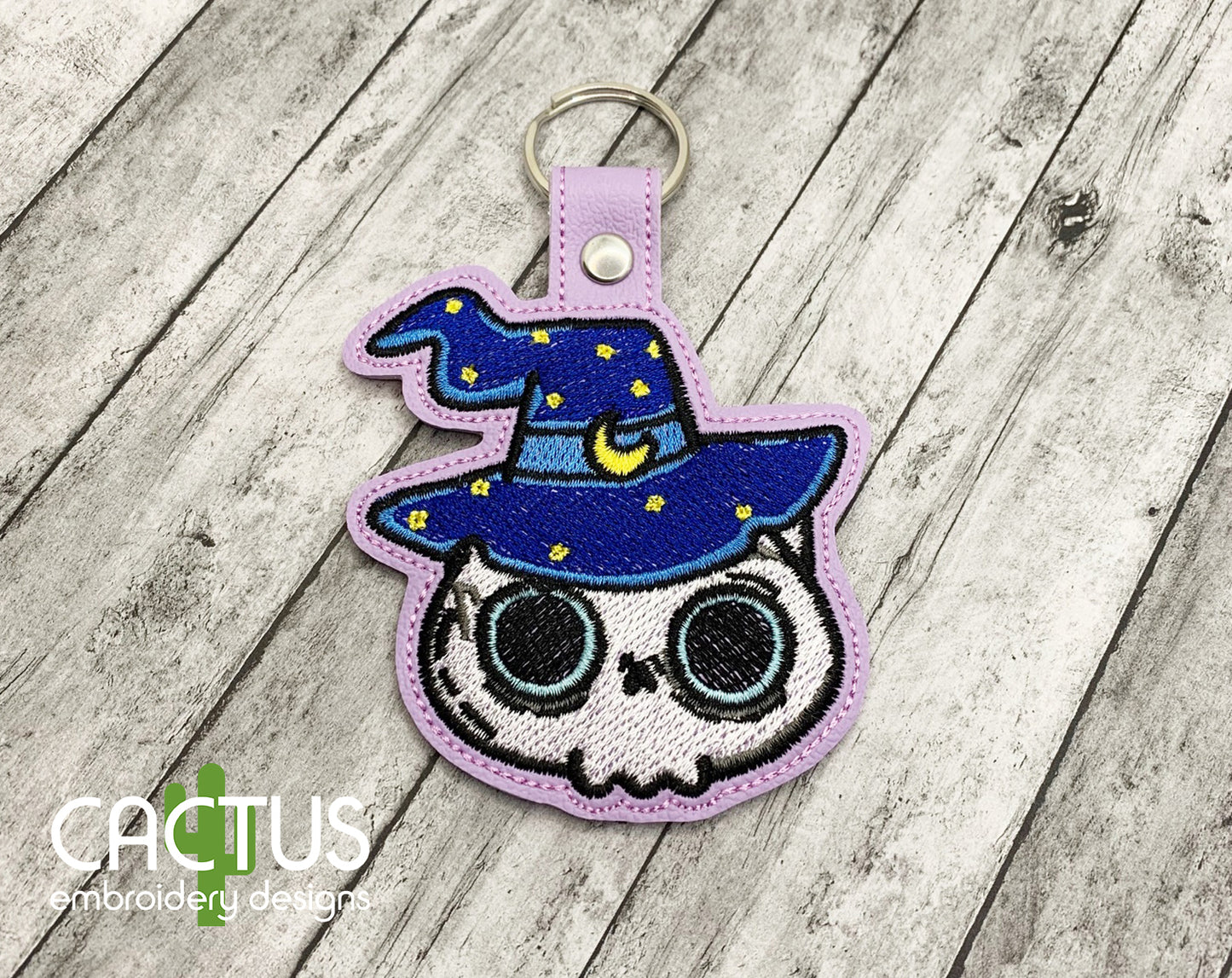 Wizard Cat Skull Eyelet Fob, Snap Tab & Feltie