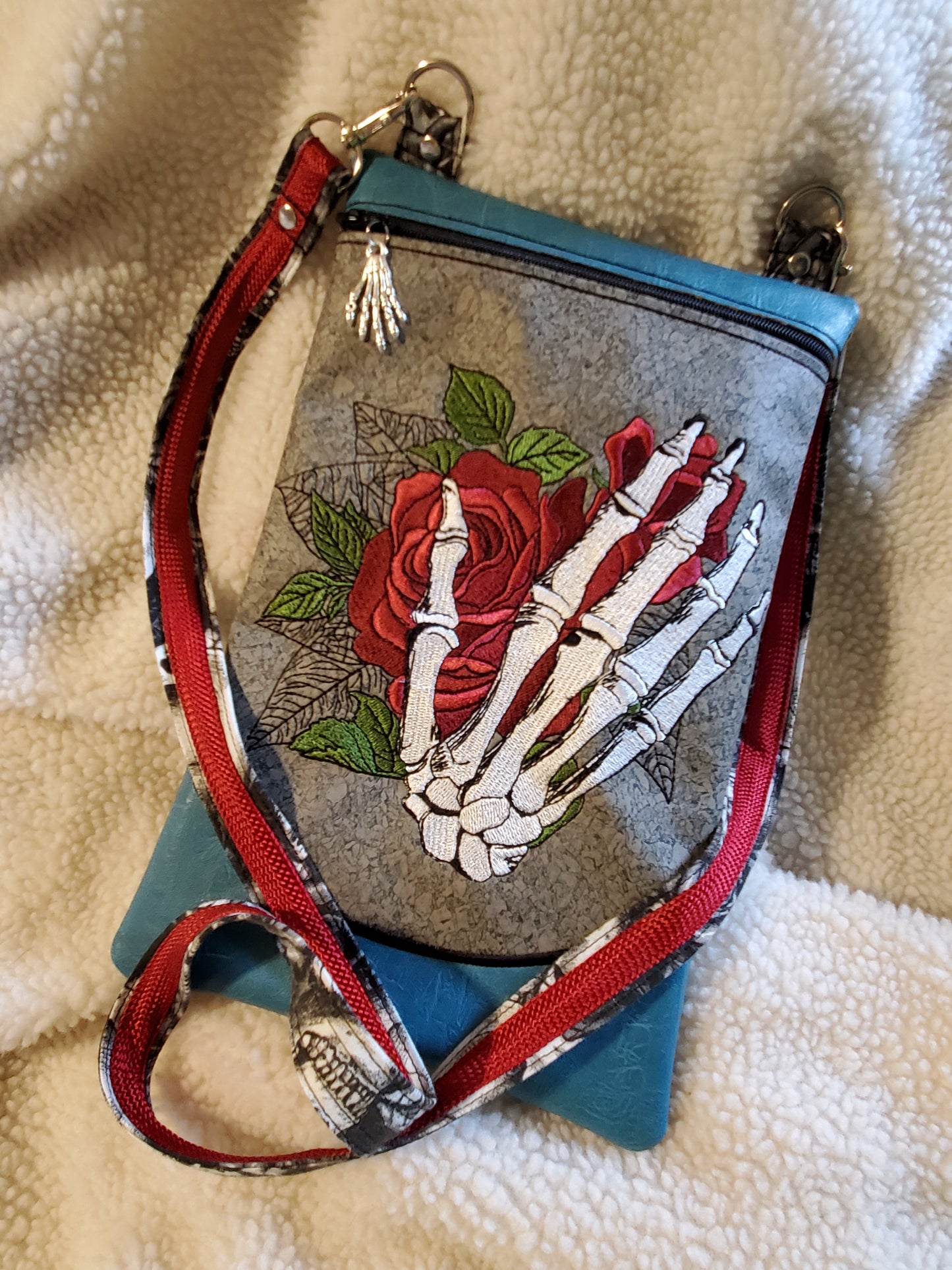 Floral Skeleton Palm Embroidery Design