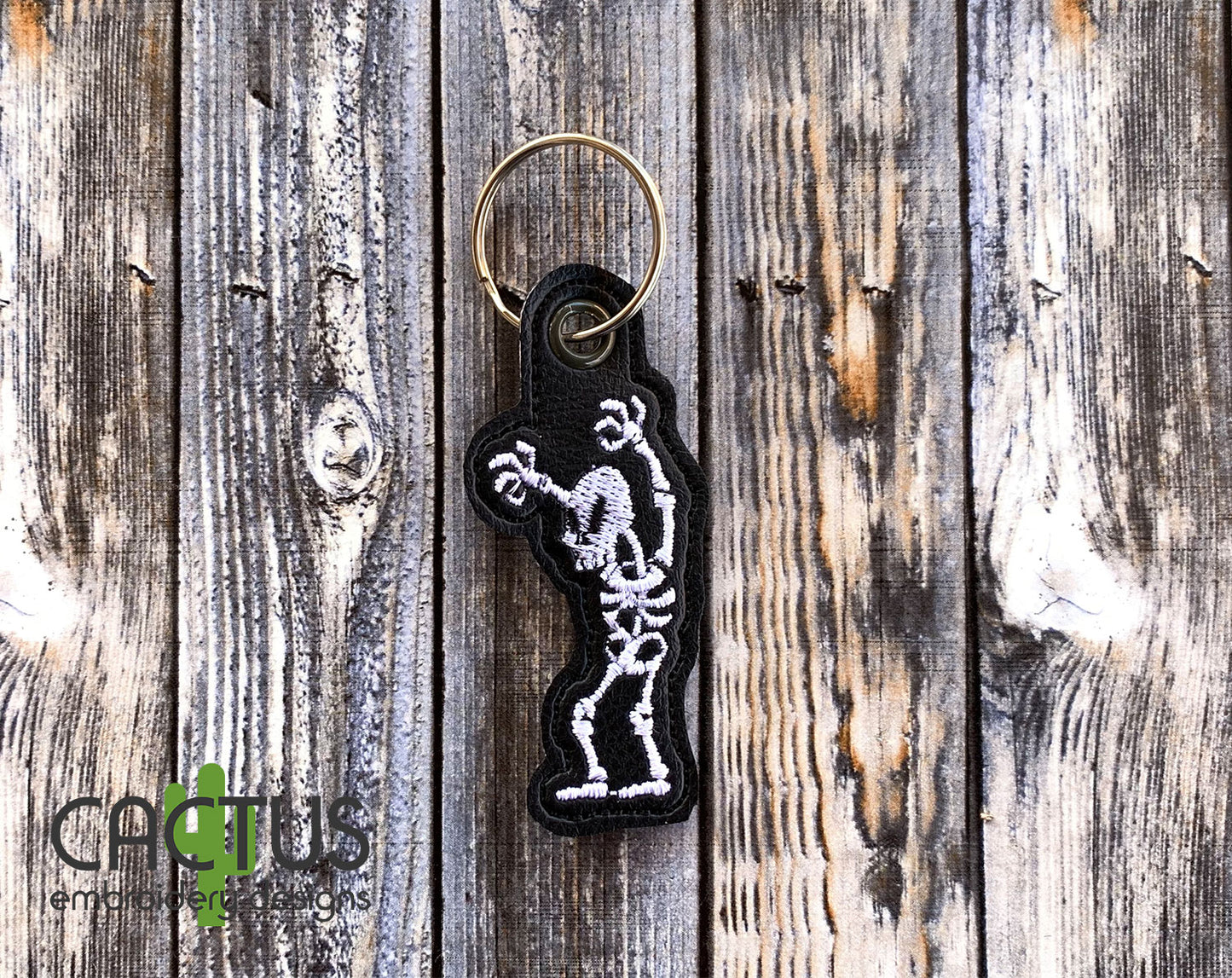 Cute Skeleton Eyelet Fob