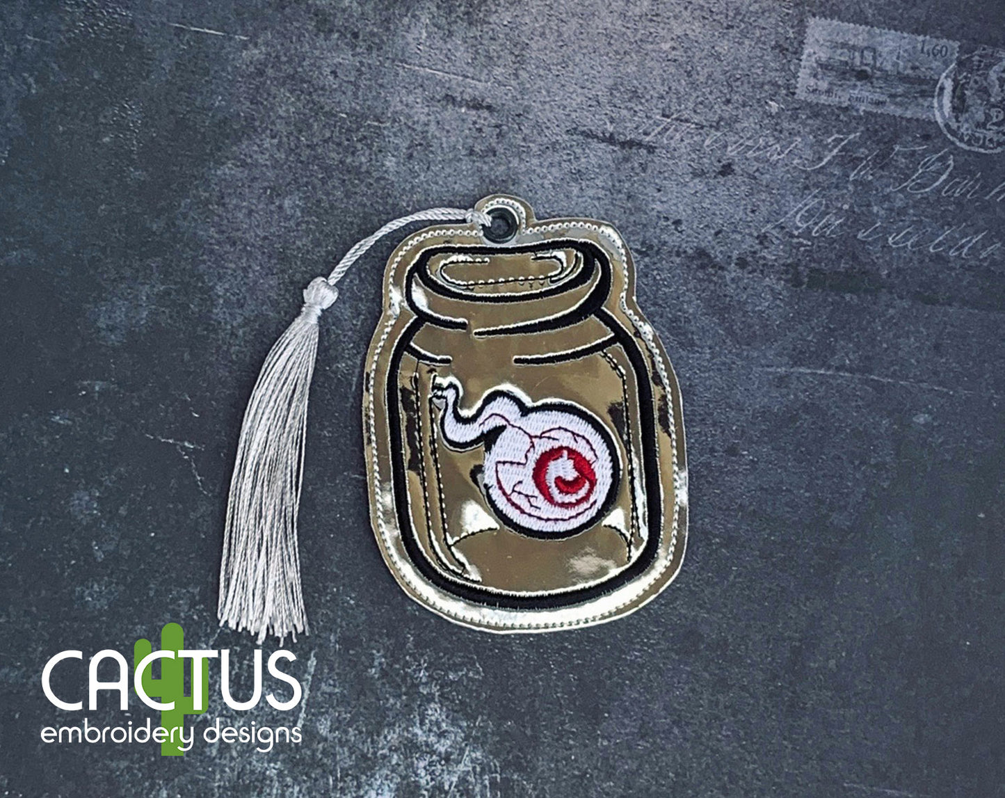 Eyeball Jar Bookmark\Bag Tag