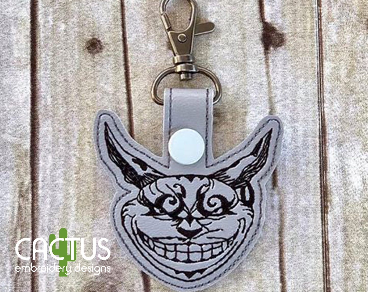 Creepy Cat Snap Tab