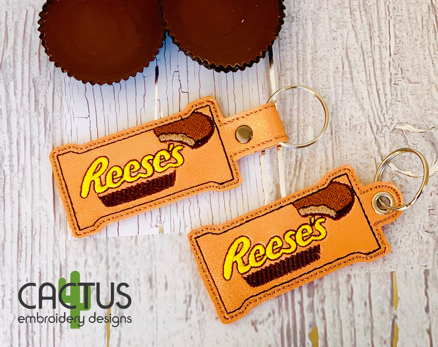PB Cups Snap Tab & Eyelet Fob