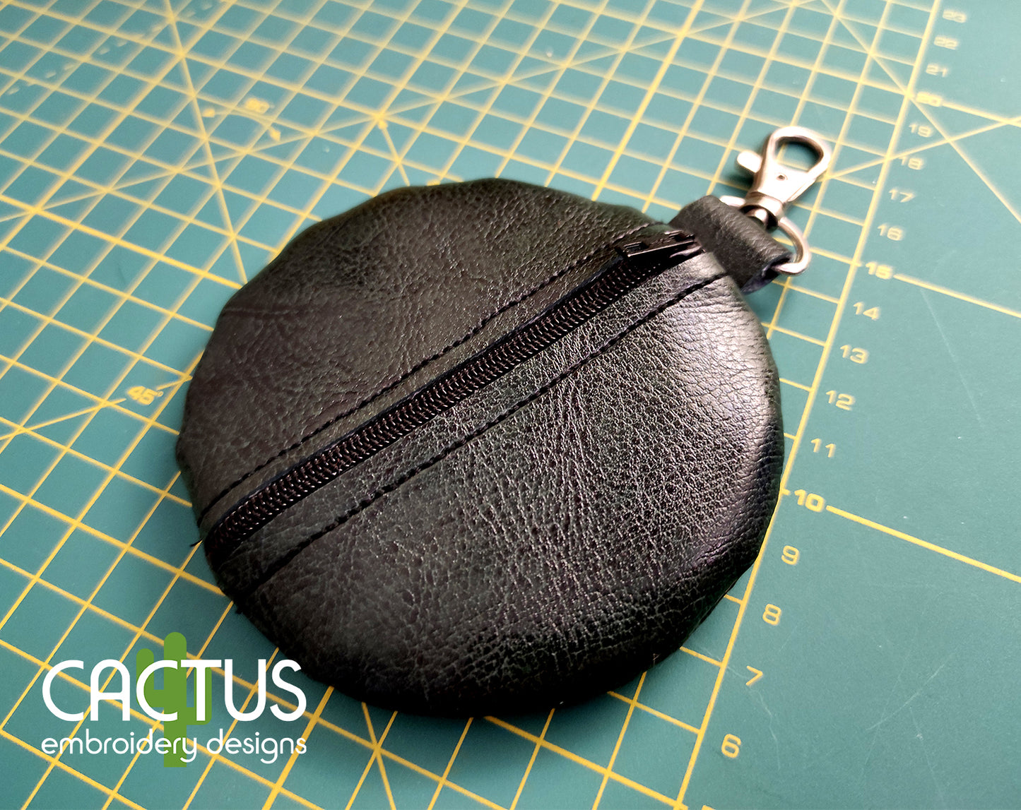 Round Blank Zipper Bags, 4 sizes