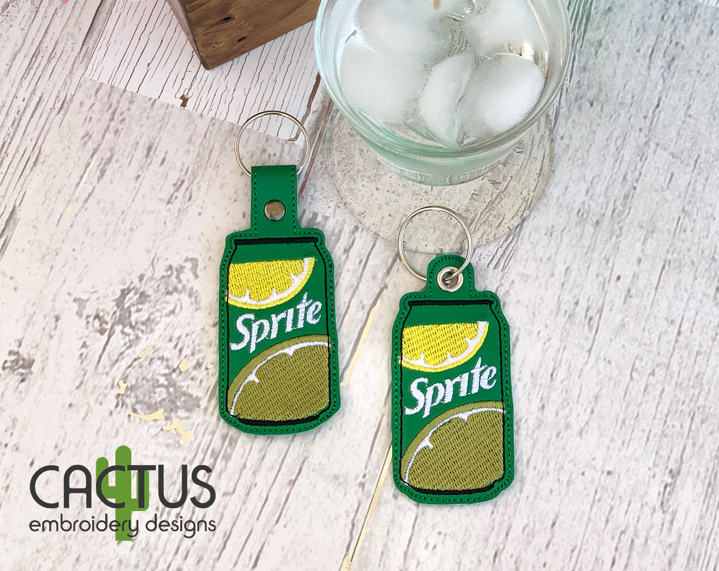 S Drink Snap Tab & Eyelet Fob