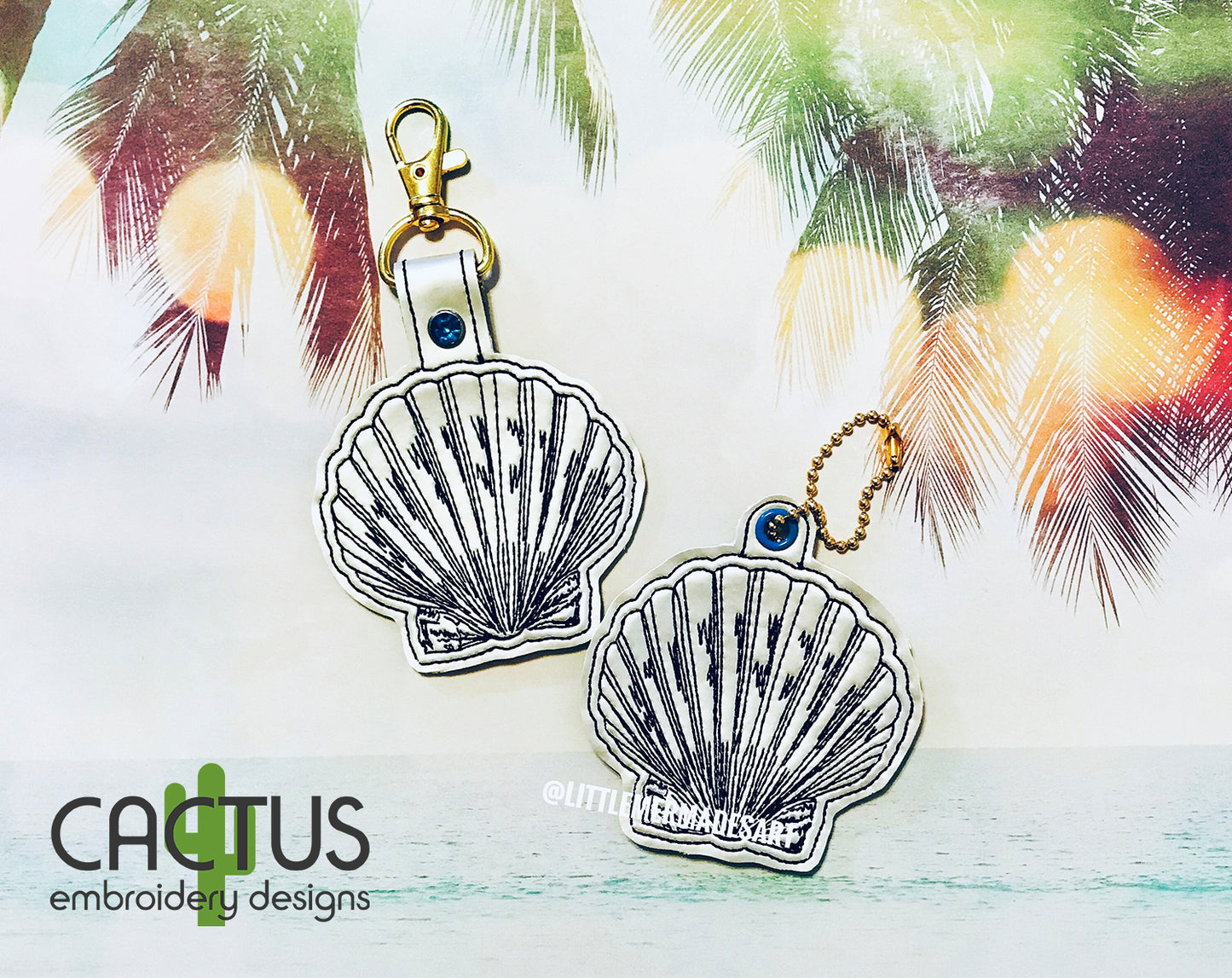 Sea Shell Snap Tab & Eyelet Fob
