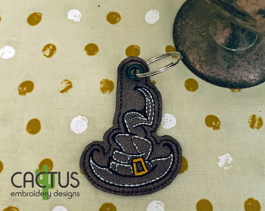Witch Hat Eyelet Fob