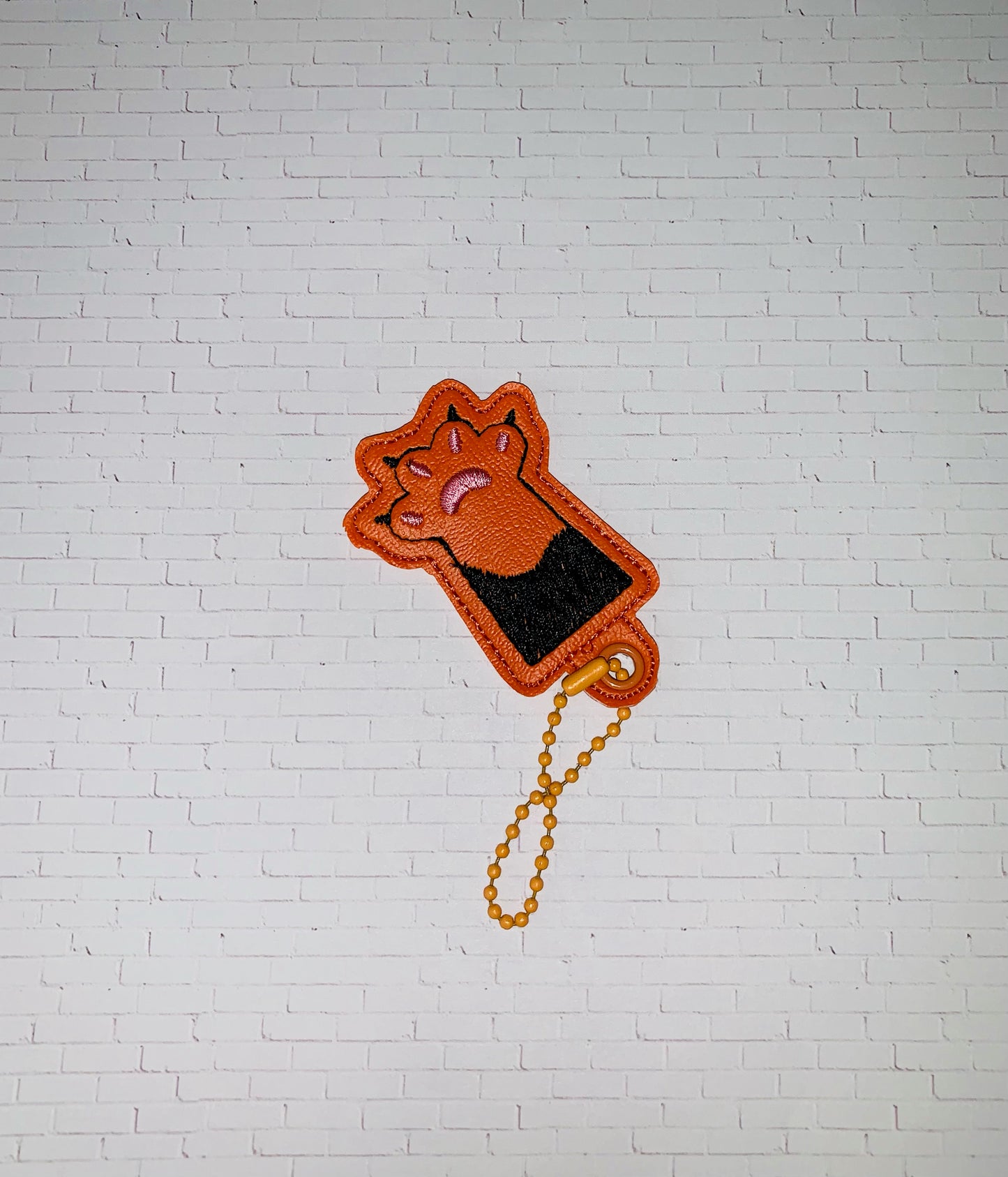 Toe Beans Snap Tab & Eyelet Fob