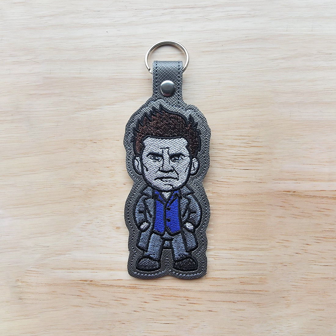 Angel Vampire Snap Tab & Eyelet Fob