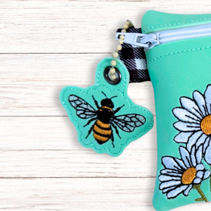 Bee Eyelet Fob