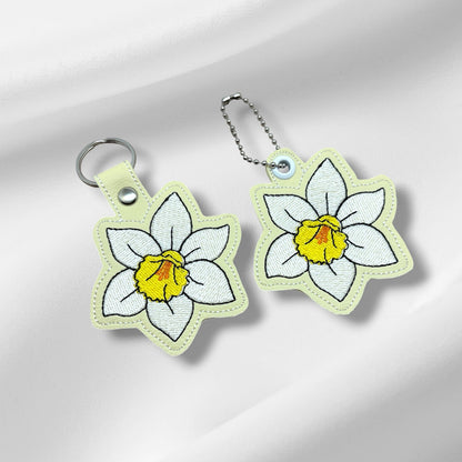 Daffodil Snap Tab & Eyelet Fob