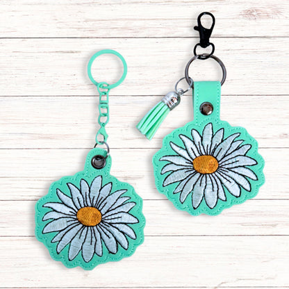 Daisy Snap Tab & Eyelet Fob