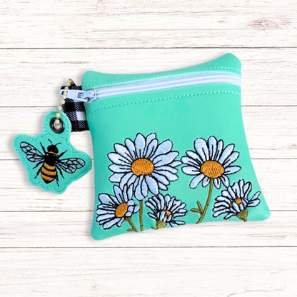 Daisies Zipper Bag