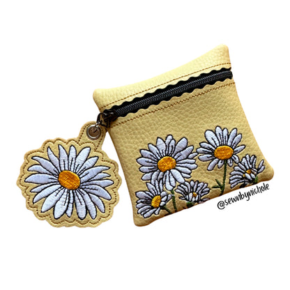 Daisies Zipper Bag