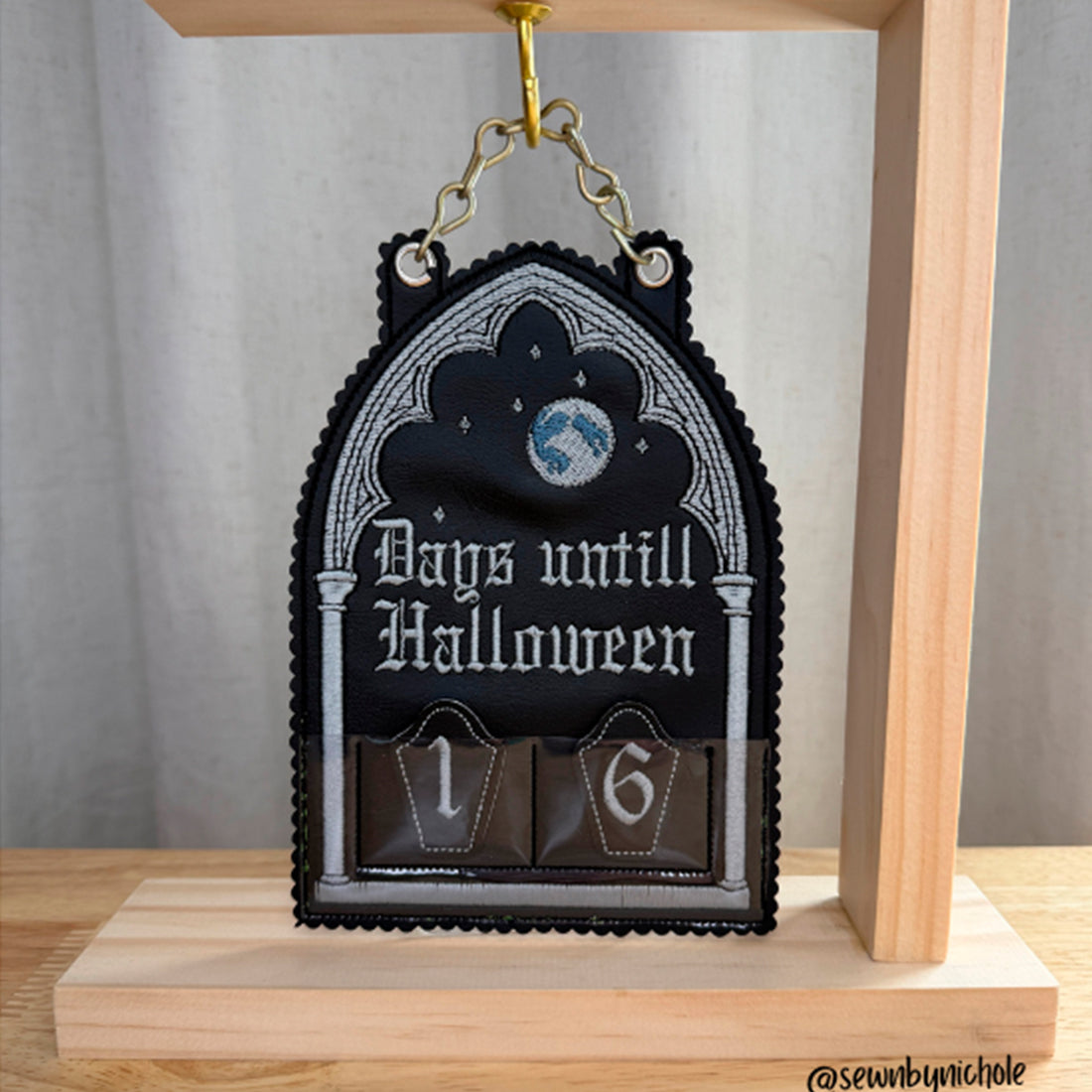 Gothic window countdown ITH embroidery design, spooky in-the-hoop project