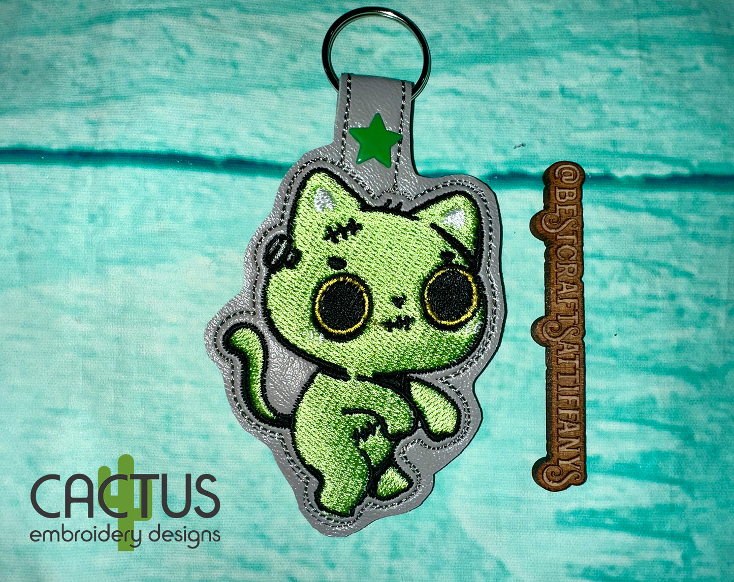 Zombie Cat Snap Tab & Eyelet Fob