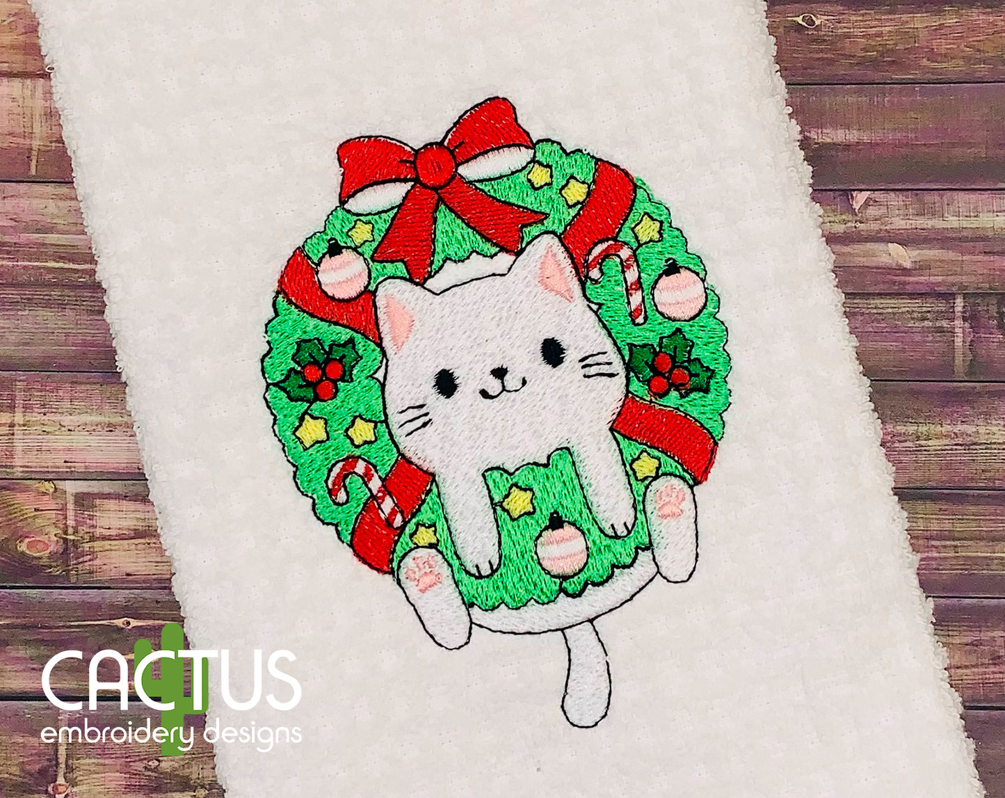 Christmas Cat Wreath Embroidery Design