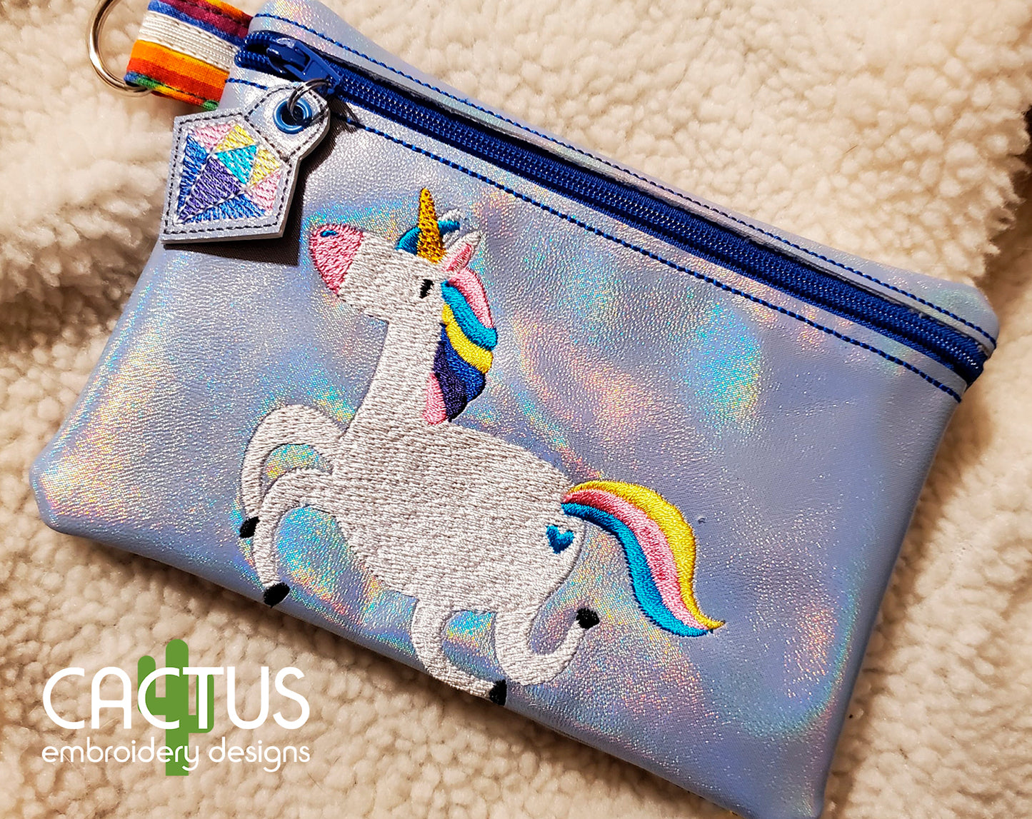 Unicorns Set of Zipper Bags, Charm\Zipper Pull & Sanitizer Holder